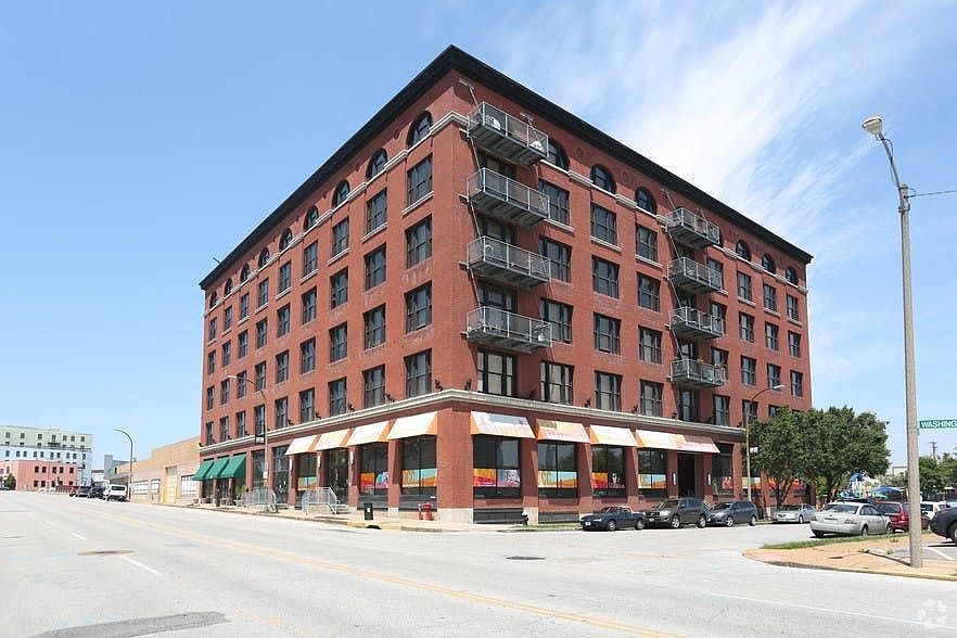 1st image of 2206 Lucas Ave Unit 405