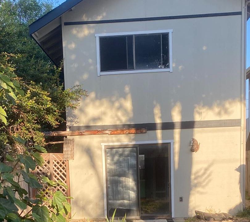2nd image of 421 36th Ave