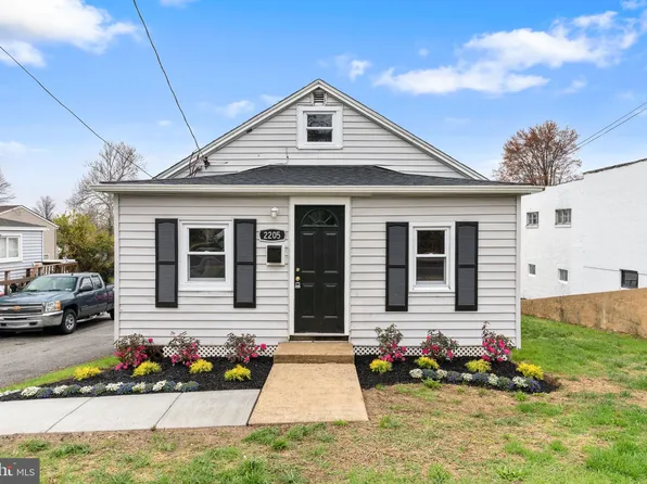 2205 Dutton Mill Rd, Aston, PA 19014