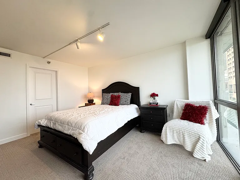 600A Admiral Blvd #807A — Photo 9