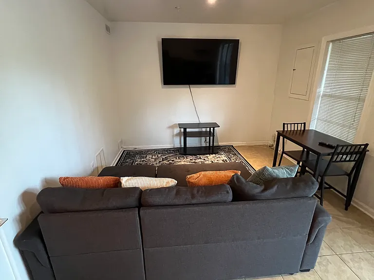 3430 Wood Creek Dr — Photo 7