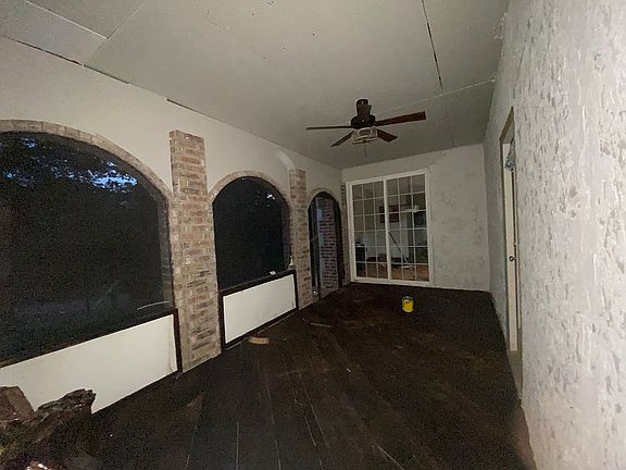 4th image of 13722 215th Hwy