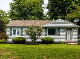 26 Charmaine Rd, Rochester, NY 14624