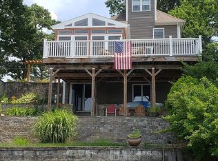 21 Belanger Rd, Southampton, MA 01073