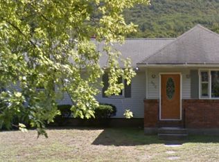 600 River Rd, Clarksburg, MA 01247