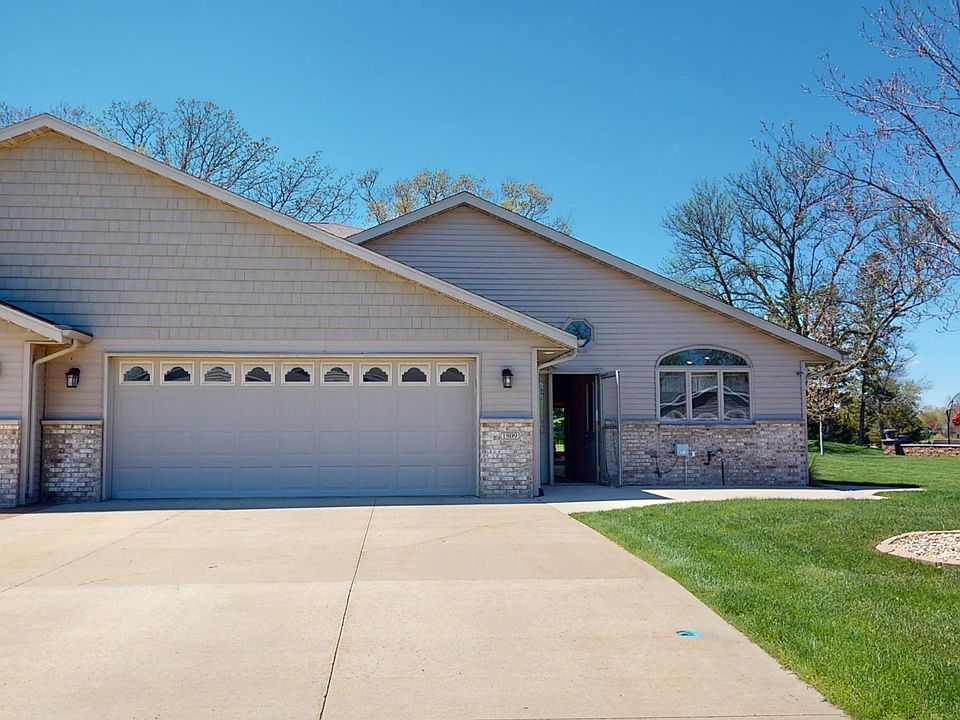 1st image of 1809 Hale Dr