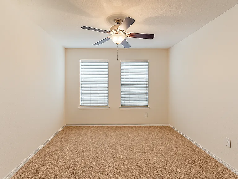 16841 Greenhouse St #16840 — Photo 6