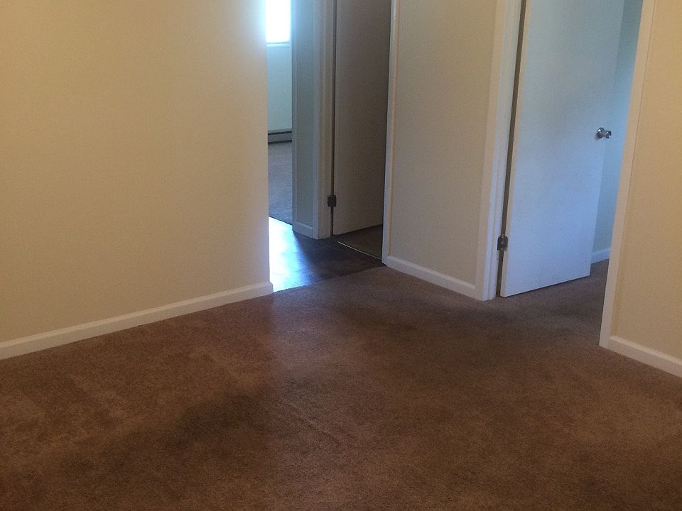 1st image of 205 W Illinois Ave APT A