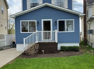 303 Duana St, Novi, MI 48377