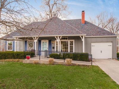 7938 Norwood St, Prairie Village, KS, 66208