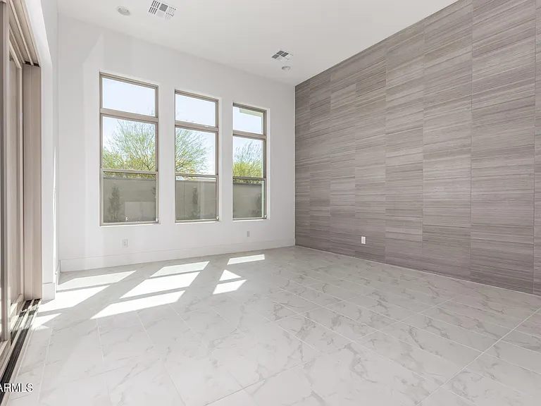 12469 N 93rd Way — Photo 27