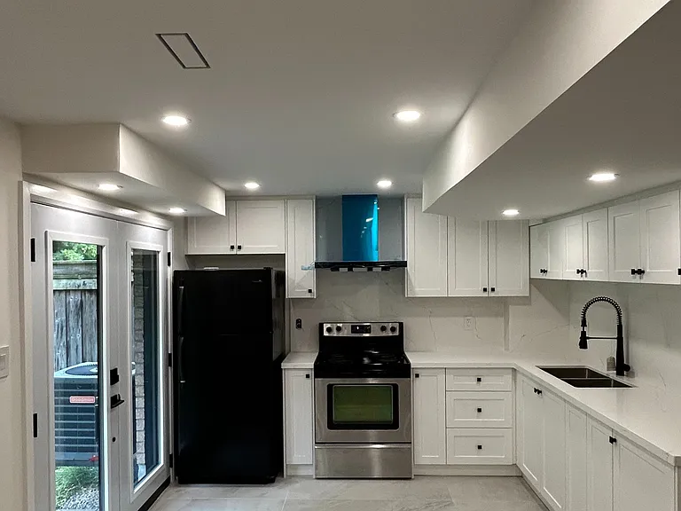 155 Smoothwater Ter — Photo 2
