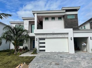 8791 Skyward St, Boca Raton, FL 33496