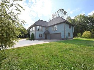 26201 Nichols Rd, Columbia Station, OH 44028