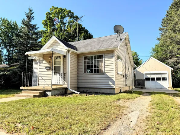 317 N 3rd Ave, Big Rapids, MI 49307