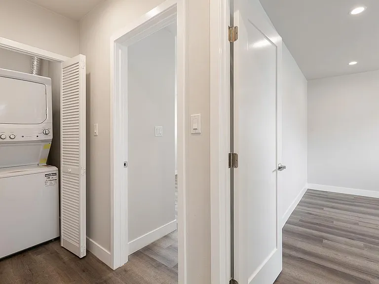 2401 S Sycamore Ave #6AA — Photo 9