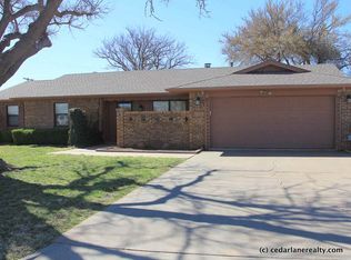 1619 N 14th St, Frederick, OK 73542