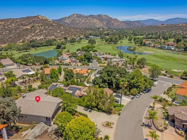 15511 Calistoga Dr, Ramona, CA 92065