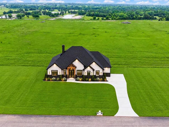3162 Willow Rd, Celeste, TX 75423