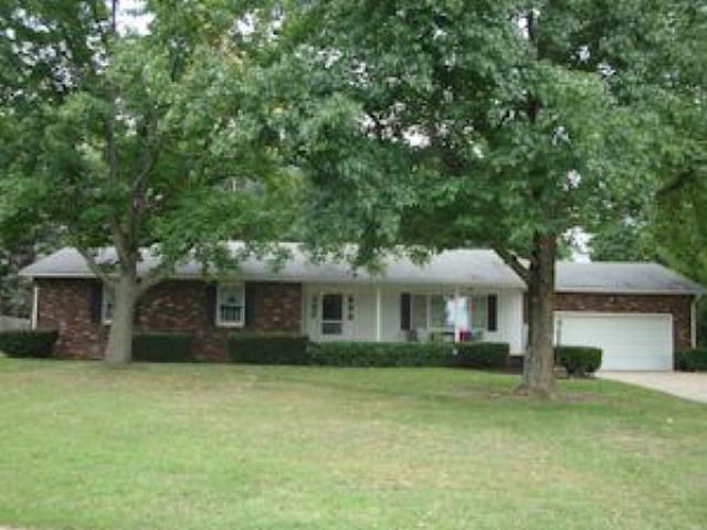 1st image of 13 Oakwood Ln