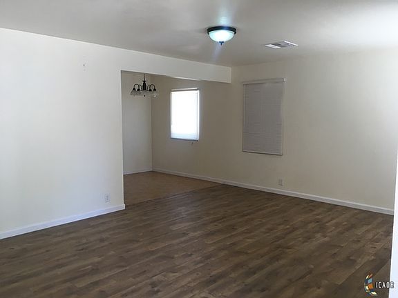 2nd image of 465 Desert Gardens Dr