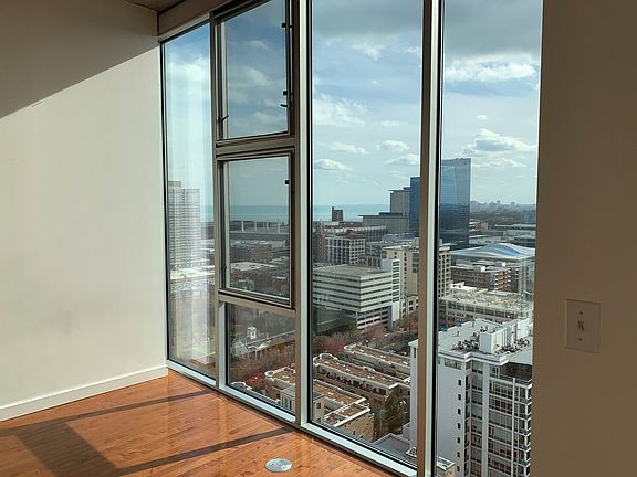5th image of 1720 S Michigan Ave APT 2509