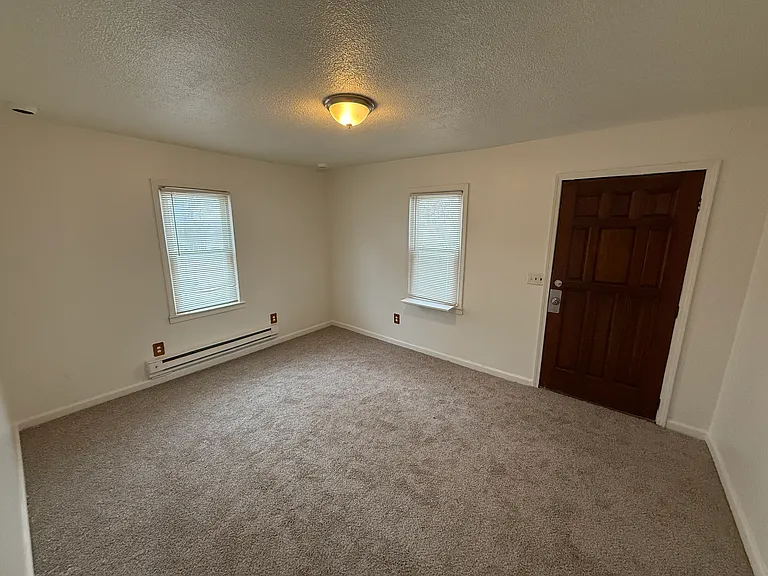 12408 Sarsfield Ave — Photo 4