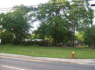 827 Ward St, Douglas, GA 31533