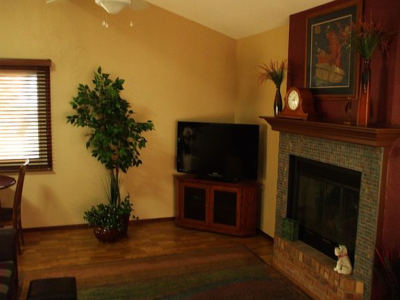 Living Room Gas Fireplace