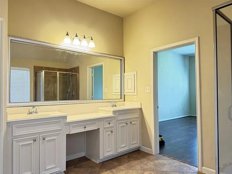 27926 Barberry Banks Ln — Photo 21