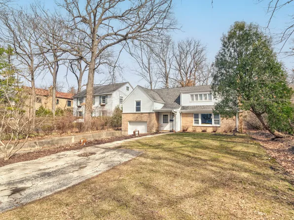 1345 Lincoln Ave S, Highland Park, IL 60035