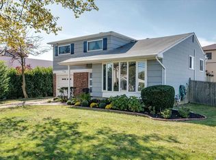 374 Frankel Blvd, Merrick, NY 11566