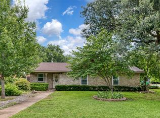 113 E Avenue C, Waxahachie, TX 75165