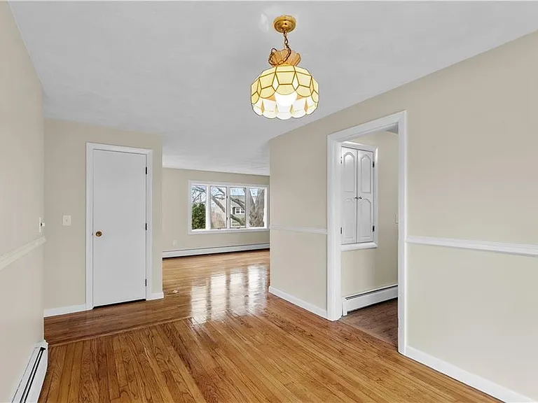 106 Norseman Dr — Photo 8