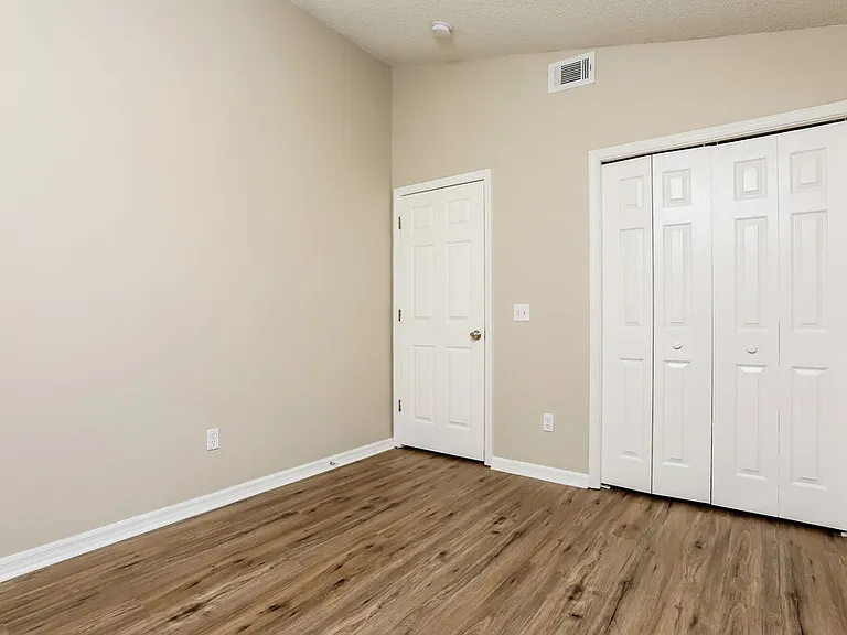 957 Piedmont Oaks Dr — Photo 13