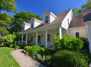 38 Cleveland Ave, Franklin, MA 02038