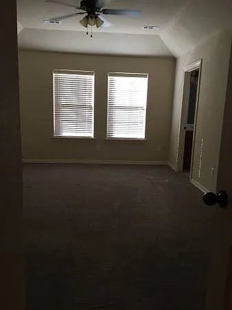 3 bed, 1500 sqft, $1,450 — Photo 4