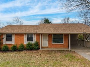 9815 Brooks Ln, Little Rock, AR 72205