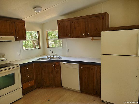 4th image of 25438 NW 3rd Ave