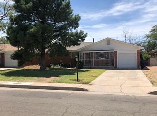 1037 Kentucky St SE, Albuquerque, NM 87108