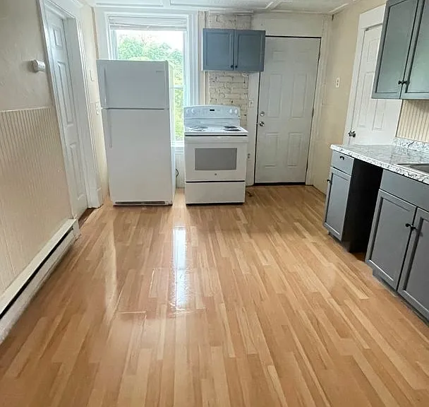 45 49 Vernon Street 845 #855 — Photo 1