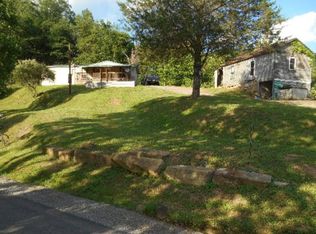 4215 Indian Fork Rd, Orlando, WV 26412