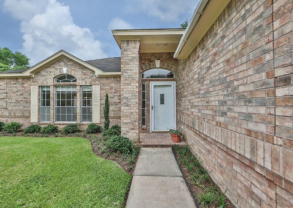 1st image of 14235 Laffite Dr
