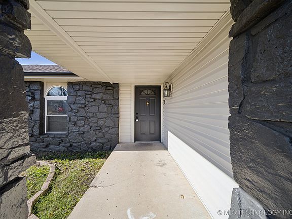 3rd image of 1316 S 123rd East Pl
