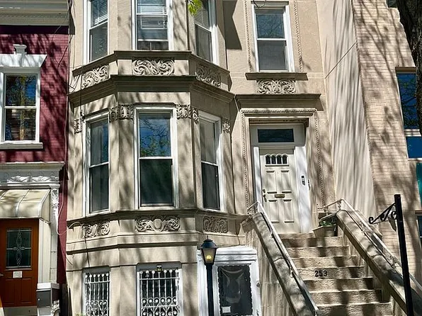 253 Rutland Rd #1, Brooklyn, NY 11225