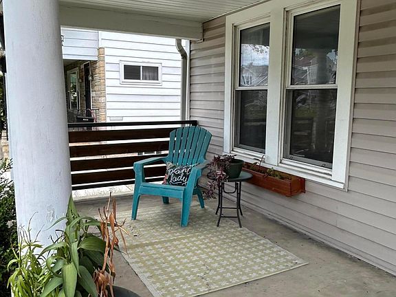 2nd image of 852 S Eureka Ave