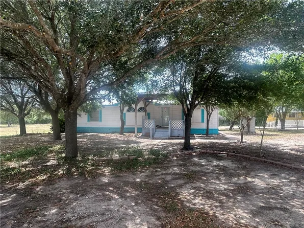 112 County Road 314, Orange Grove, TX 78372