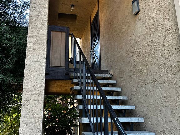 3rd image of 1550 W Ashlan Ave #239-1515