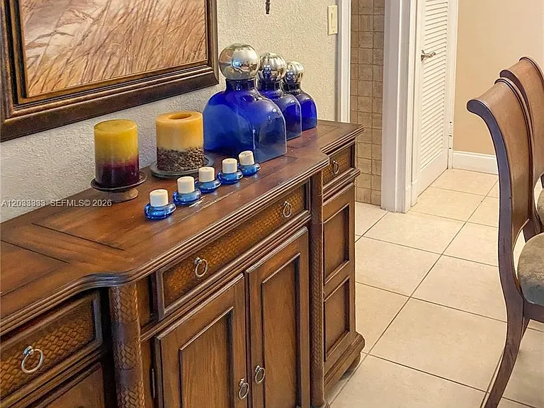 9225 Collins Ave #1206 — Photo 5