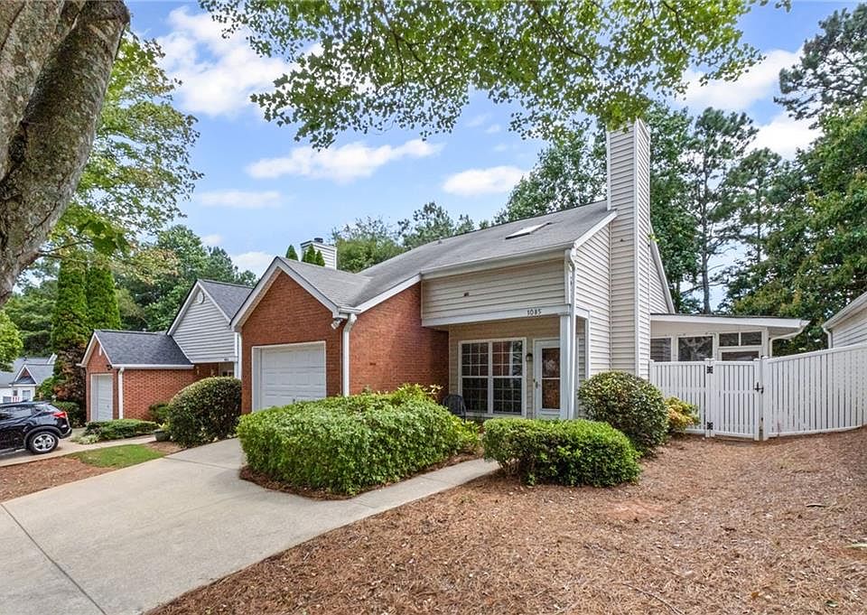 1st image of 1085 Britley Park Ln